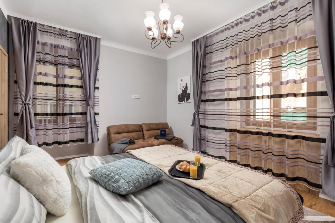 4 Season Apartments Rijeka Eksteriør billede